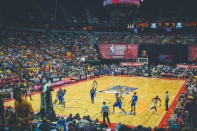2026世界杯官网-大坂直美惊艳回归，防守首秀引RNG观众沸腾